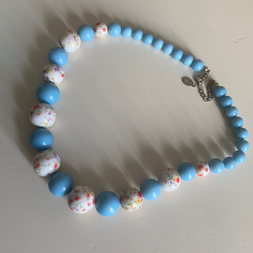 Clairs Retro Necklace